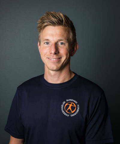 Rasmus Håkansson er fysioterapeut med speciale i manuel behandling og træning hos Rødovre fysioterapi og sundhedshus