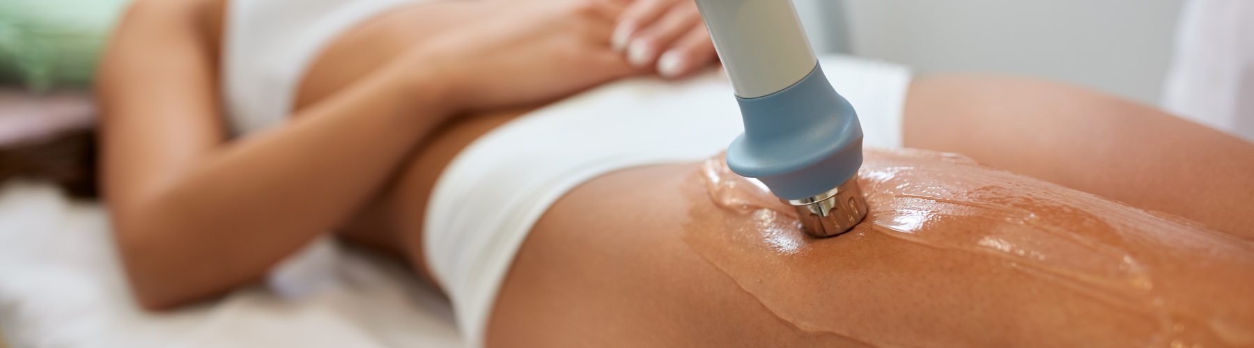 Shockwavebehandling med energi som hjælper mog overbelatninger i sener og muskler hos Rødovre Fysioterapi & Sundhedshus, vi dækker hele København. 